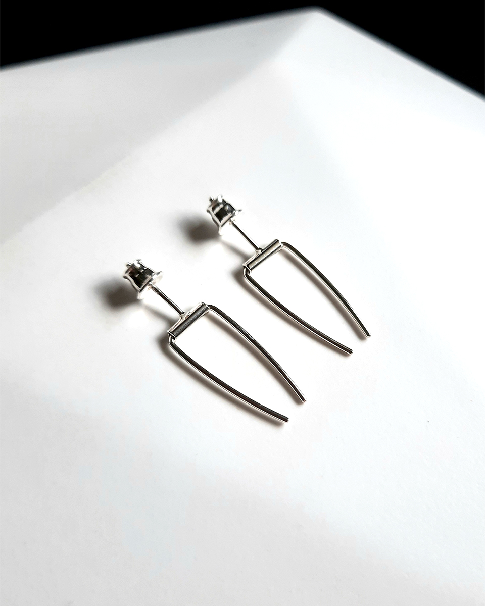kolczyki minimalistyczne srebrne Kasia Zięba ziebaprojekt